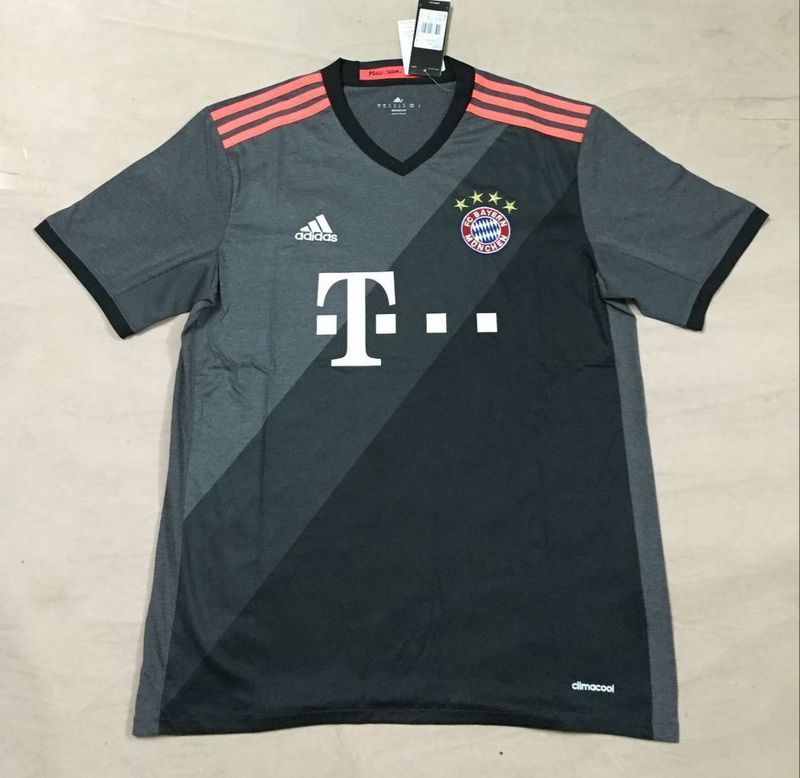 Bayern Munich 16/17 Away Soccer Jersey
